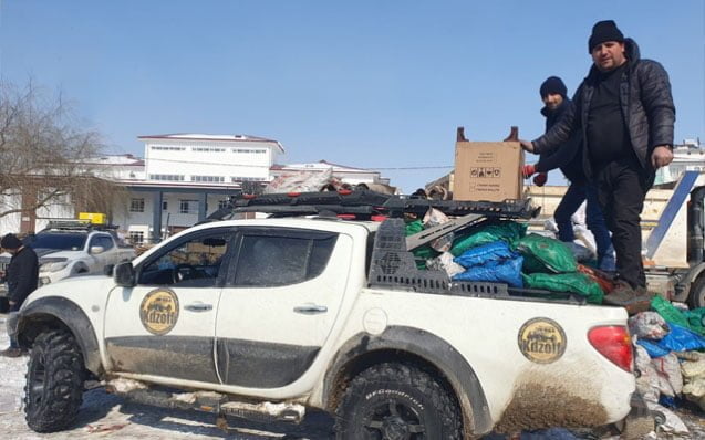 Kırsal kesime arazi araçları ile yardım götürdüler…