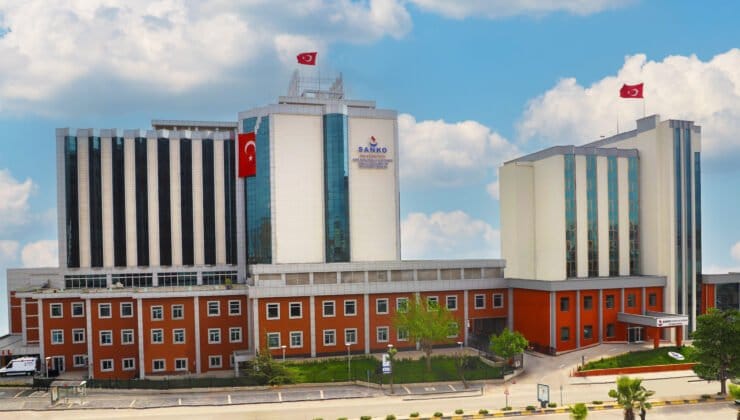 SANKO Üniversite Hastanesi’nde ameliyatsız kulak şekillendirme