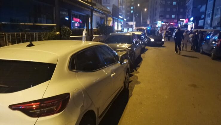 Ters yöne girdi… 4 araç birbirine çarptı…