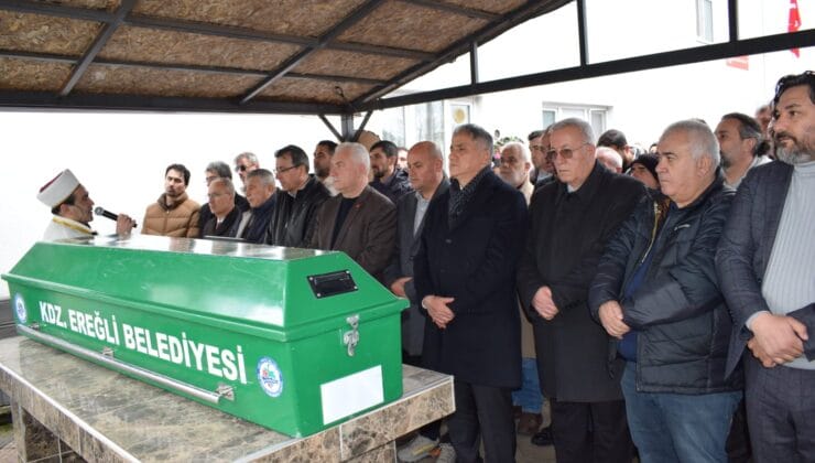 “Önemli bir insanı kaybetmenin üzüntüsünü yaşıyoruz”
