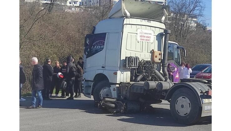 Eğitim TIR’ı lise öğrencisini altına aldı…