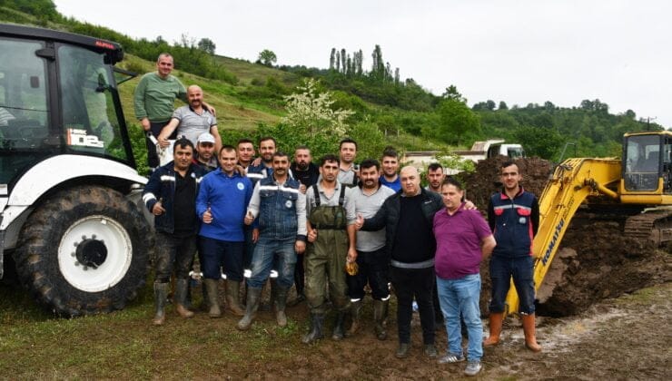 Su arızası giderildi… Şehre su verilmeye başlandı…