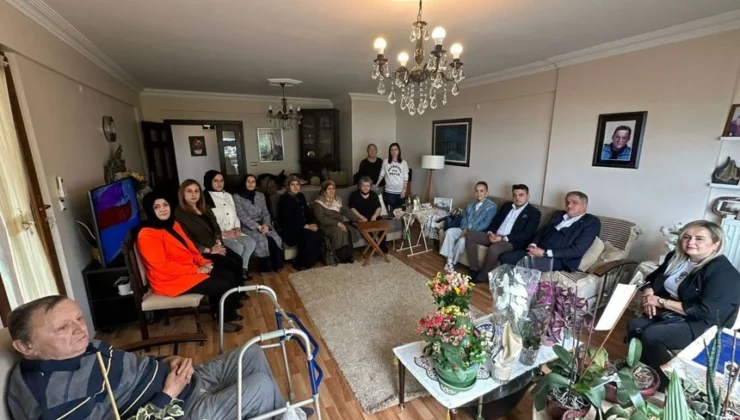 Milletvekili Saffet Bozkurt’tan şehit annelerine ziyaret