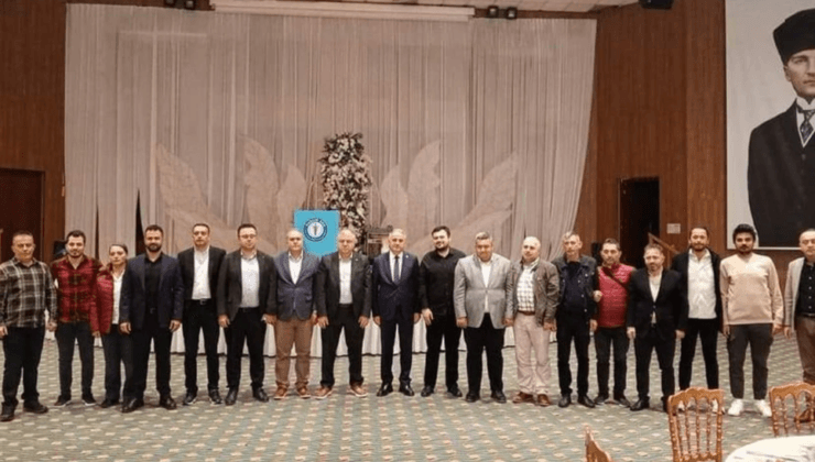 Saffet Bozkurt sağlık çalışanlarıyla kahvaltıda buluştu…