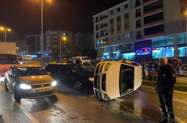 Çekmediği el freni pahalıya patladı…