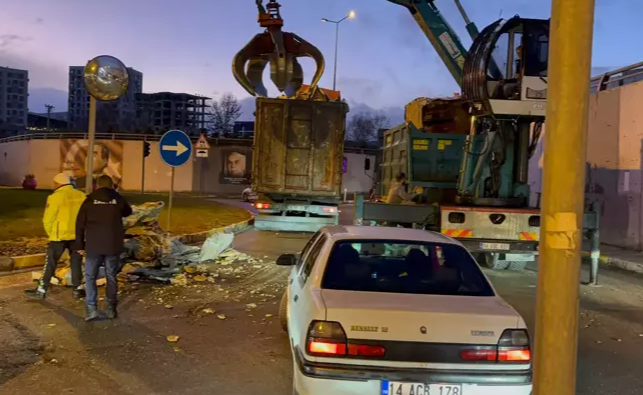 Geri dönüşüm malzemeleri yola saçıldı…