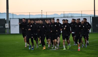 Kdz.Ereğli Belediyespor’un Antalya kampı…