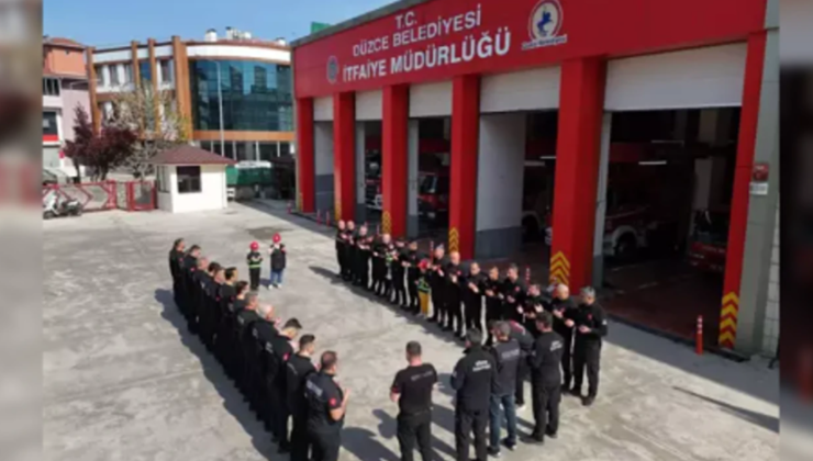 İtfaiyeci olmak isteyen iki kardeş itfaiyeci duasına katıldı