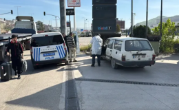 Çalınan otomobil akaryakıt istasyonunda terk edilmiş halde bulundu