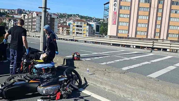 Motosikleti devirdi… 50 metre sürüklendi…