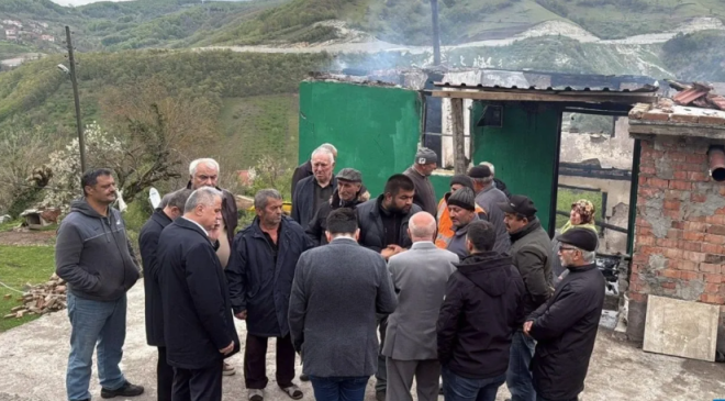 Saffet Bozkurt, yaşlı çifti ziyaret etti…
