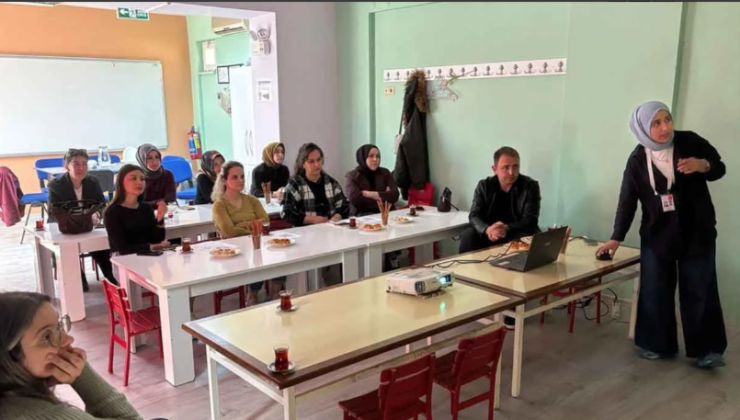 Belediye Kreşi velilerine eğitim verildi…