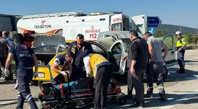 Kamyonetle otomobil çarpıştı…Yaralılar var…