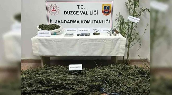 U*uşturucu operasyonu: 2 gözaltı